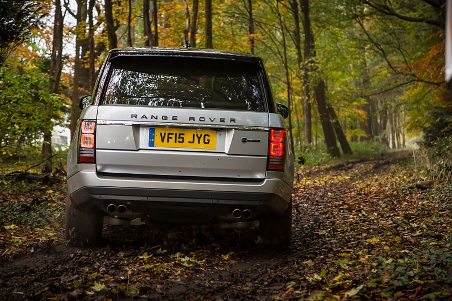 5,4 Sekunden braucht der Range Rover SV Autobiography bis Tempo 100.