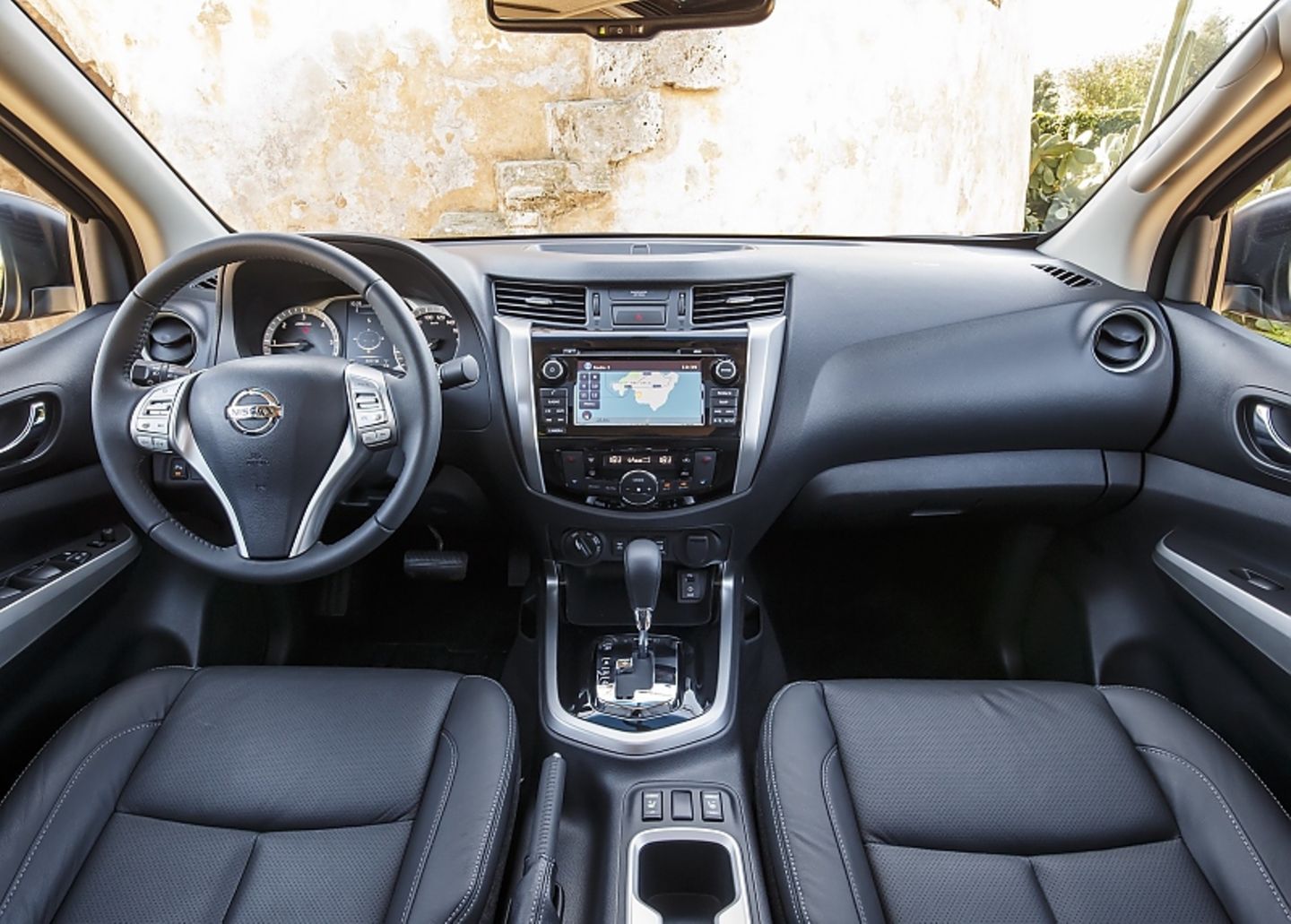 Nissan NP300 Navara DoubleCab (Doppelkabine)