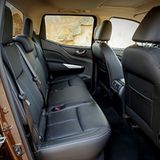 Auch hinten ist das Platzangebot im Nissan NP300 Navara DoubleCab ordentlich