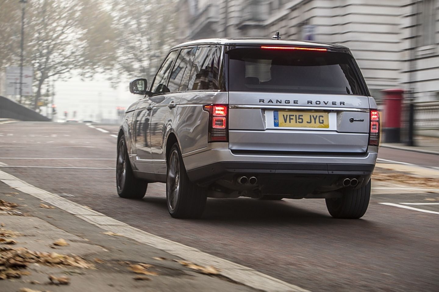 Range Rover SV Autobiography