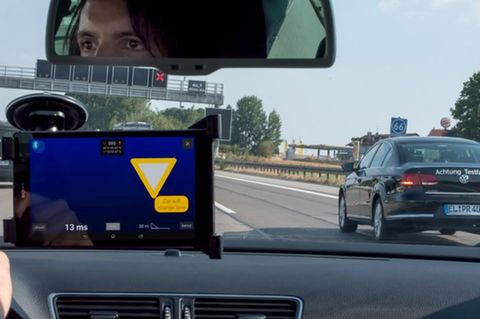 Testfeld A9: Autos der Zukunft unterhalten sich