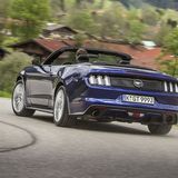 Bis zu 234 km/h ist der Mustang dann schnell.