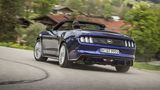 Bis zu 234 km/h ist der Mustang dann schnell.