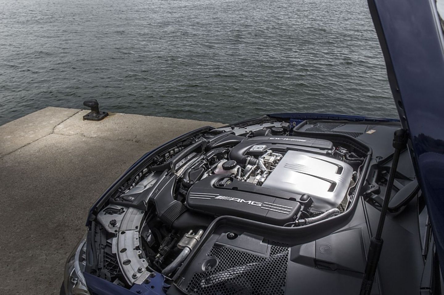 Das V8-Kraftwerk des Mercedes AMG C 63 S Coupé