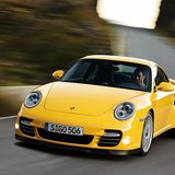 Vor allem i Kurven ist der Porsche Turbo besonders agil