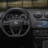 Das Cockpit des Seat Ibiza Cupra ist aufgeräumt und überschaubar