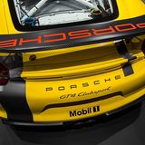 Ein scharfes Heck für heiße Rennrunden.