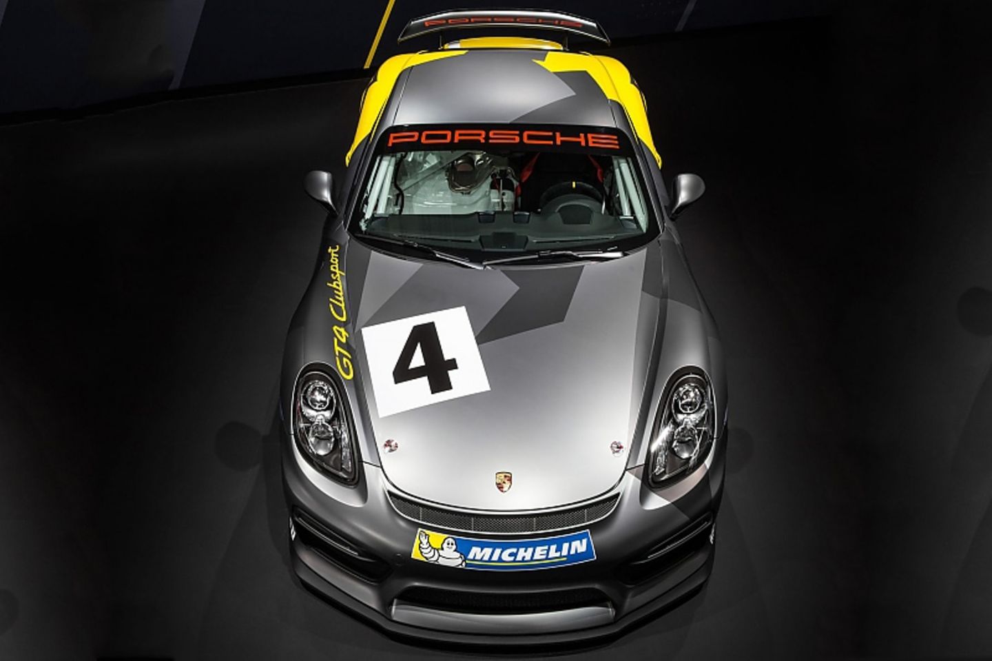 Ein 3,8 Liter großer Sechszylinder-Boxermotor kommt im Porsche Cayman GT4 Clubsport zum Einsatz.