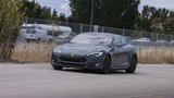 Die Top-Version des Model S schafft den Sprint von null auf 100 km/h in drei Sekunden
