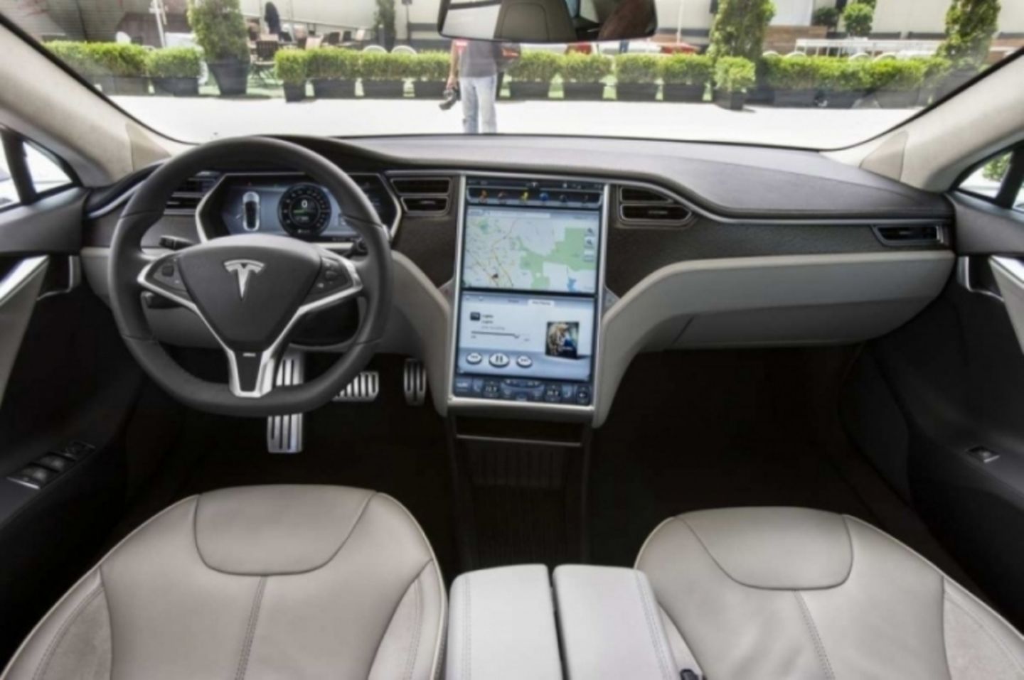 Tesla Model S