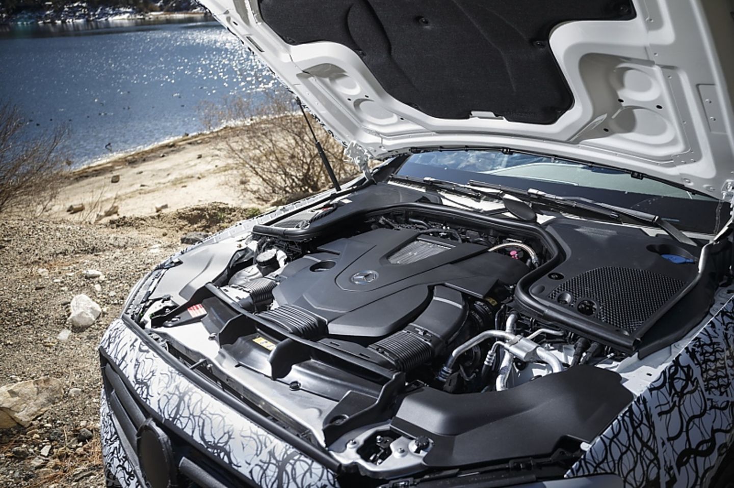 Mercedes E-Klasse 2015 Erprobung - die Benziner leisten zwischen
