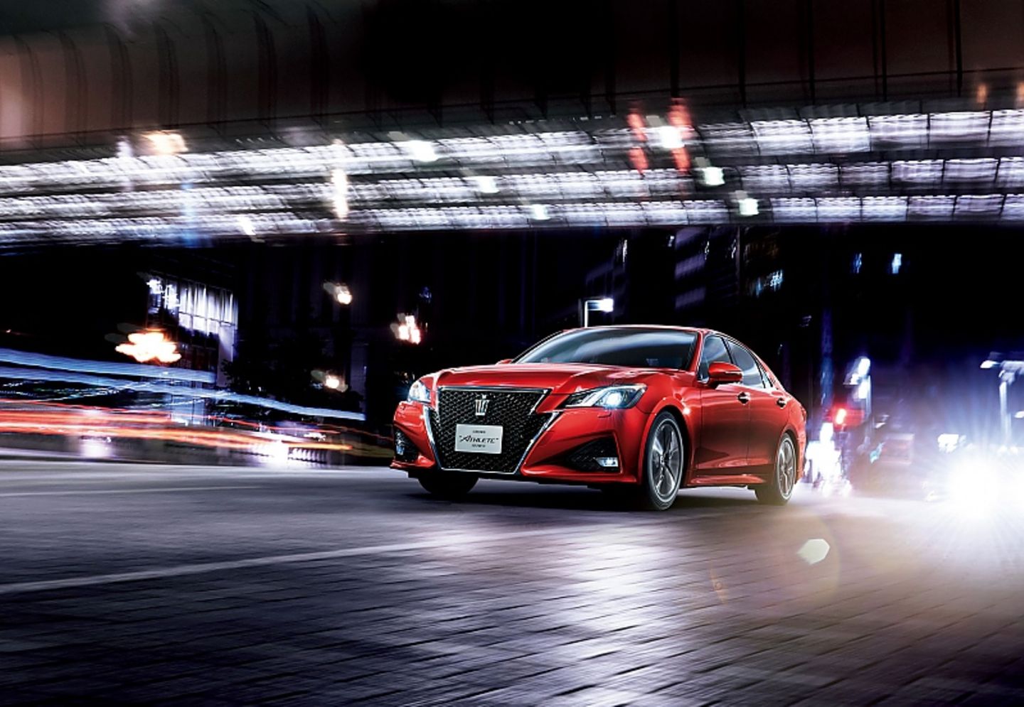 Toyota Crown 2016