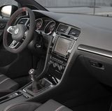 Das Cockpit des VW Golf GTI Clubsport.