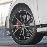 Ab Werk kommt der VW Golf GTI Clubsport auf 18 Zöllern angerollt.