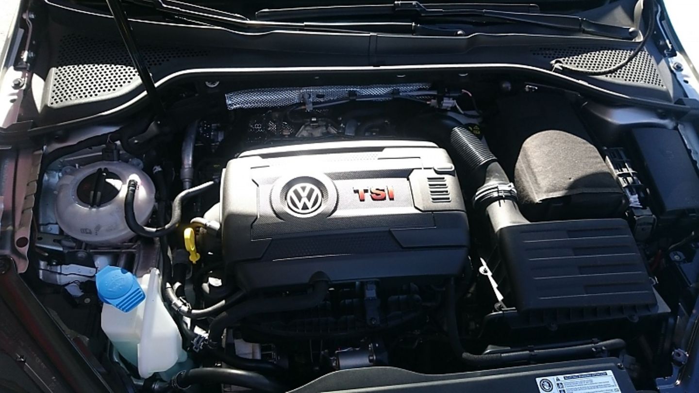 Das 2,0 Liter große Vierzylinder-Triebwerk des VW Golf GTI Clubsport.