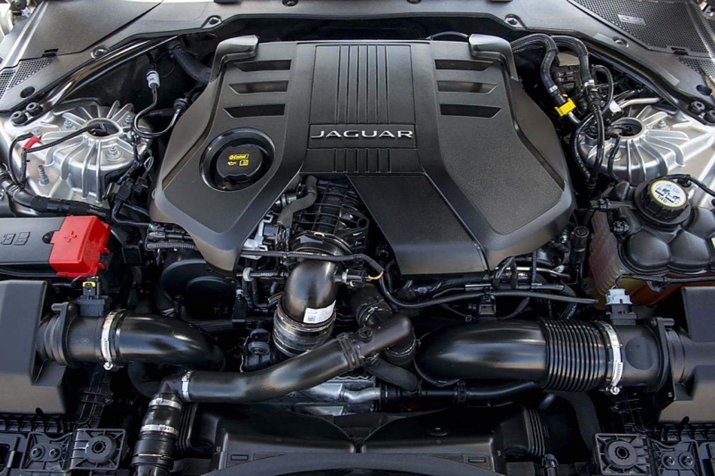 Der V6-Diesel hat ein maximales Drehmoment von 700 Newtonmetern