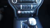 Das Interieur ist nicht bis in letzte Detail wertig, sieht aber gut aus