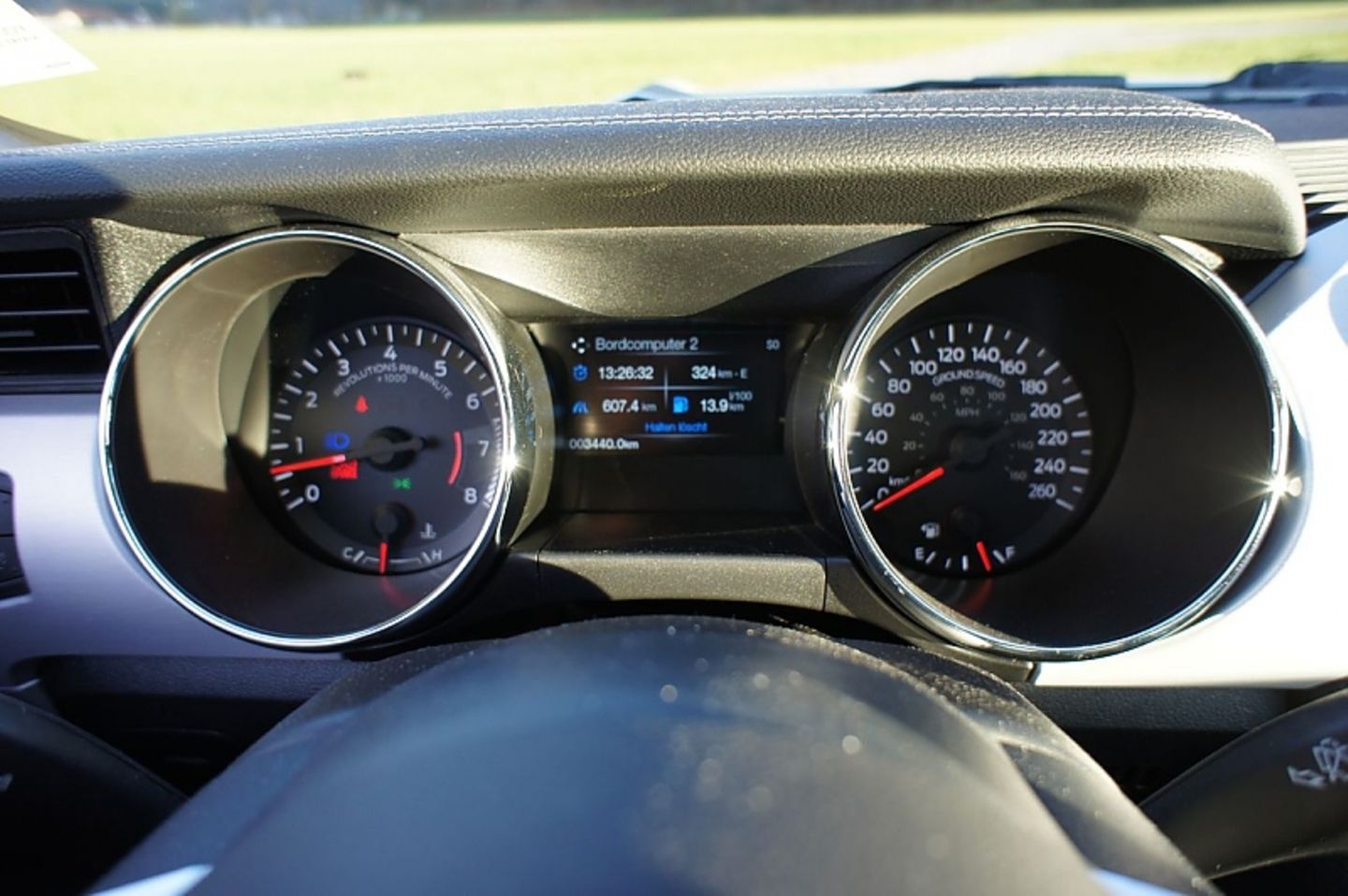 So müssen die Rundinstrumente eines Mustang aussehen