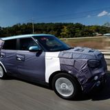 Kia Soul EV 2014 auf den Straßen von Seoul