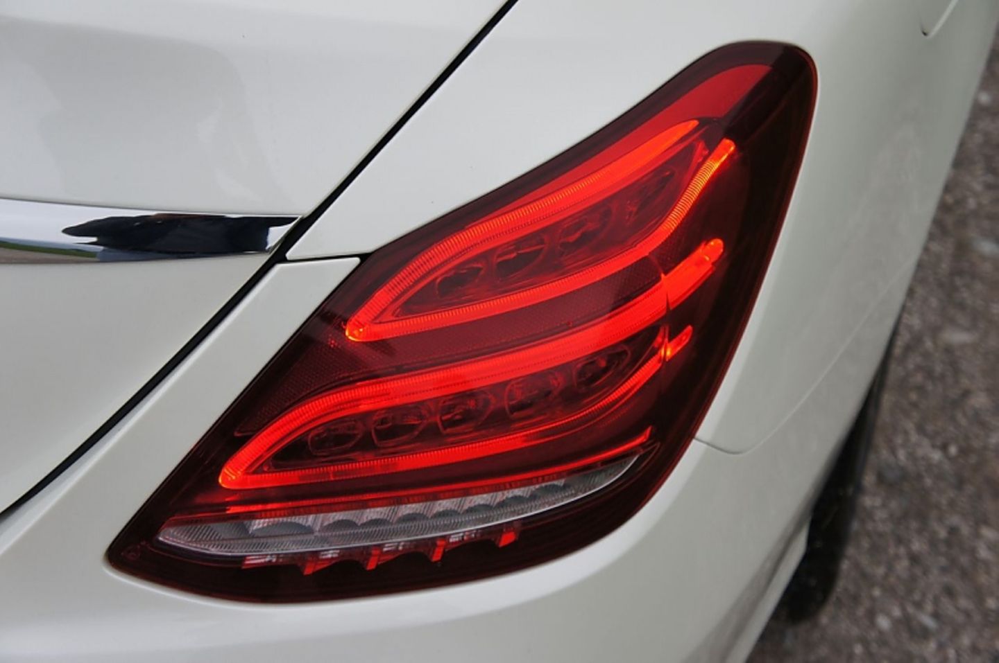 Die Heckleuchten der Mercedes C 250 d Limousine
