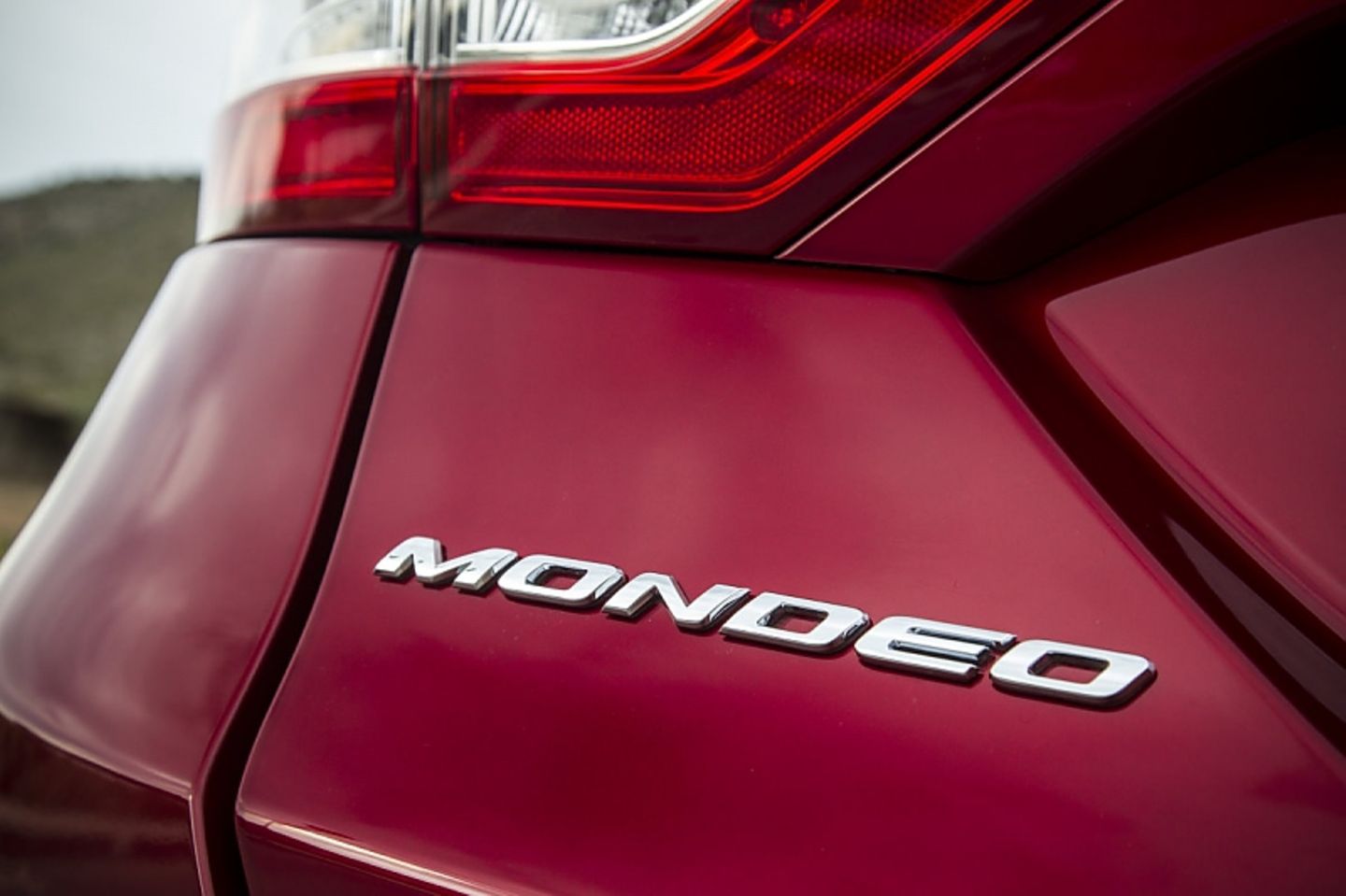 Der Ford Mondeo fährt in seiner vierten Generation.