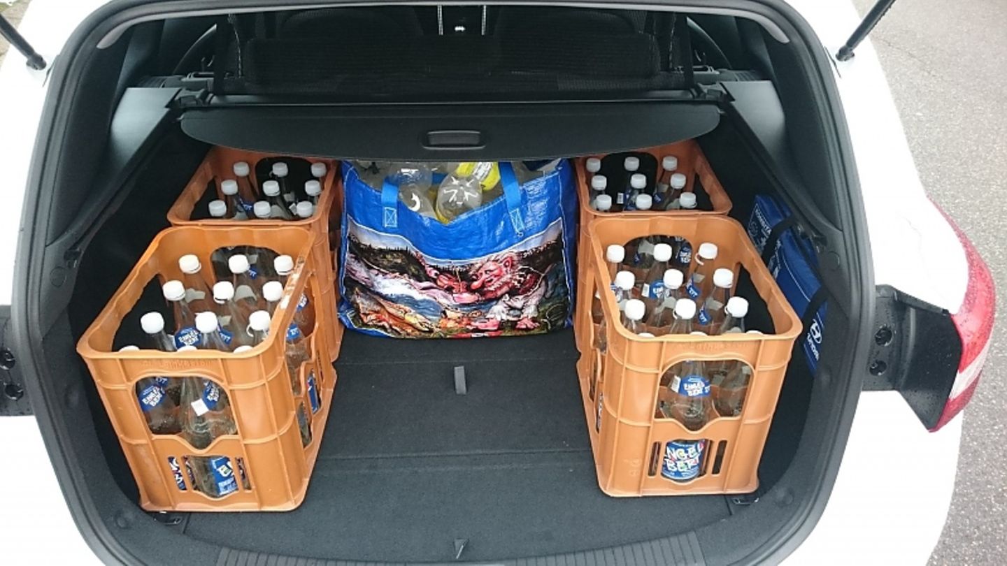Einkäufe schluckt der Hyundai mit links.