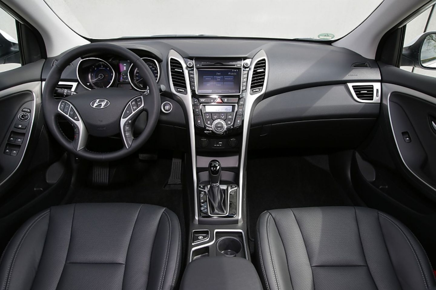 Das Cockpit des Hyundai i30 Kombi in der Styleversion.