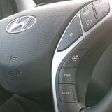 Knöpfe, wohin das Auge blickt.