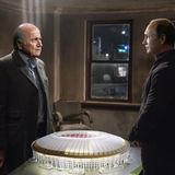 2018 findet die Fußball-WM in Russland statt. Ein Verdienst für den sich Putin gerne feiern lässt. Dafür hätte Blatter glatt den Nobelpreis verdient, wie Putin erst kürzlich bemerkte. Die denkwürdige Männerfreundschaft verschafft Blatter einen Gastauftritt im Putin-Kalender.