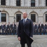 Mehrmals kürte bereits das Magazin "Forbes" Putin zur einflussreichsten Person der Welt. Da geraten andere Politgrößen schon Mal in den Hintergrund. Überhöhung gehört zu den satirischen Mitteln Budajews.