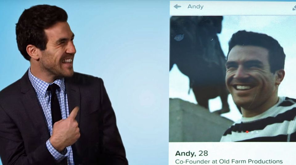 Tinder-Beau Andy Mizrahi : Grimmig ist schlecht, Lachen ist gut. Grimmig ist schlecht, Lachen ist gut.