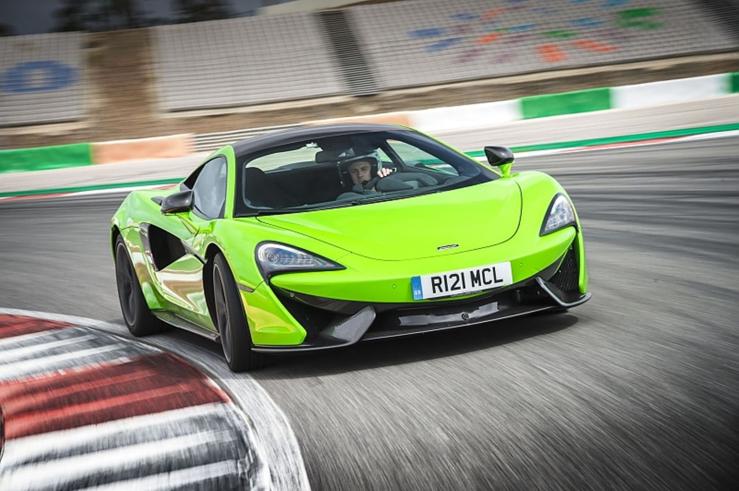 McLaren 570S