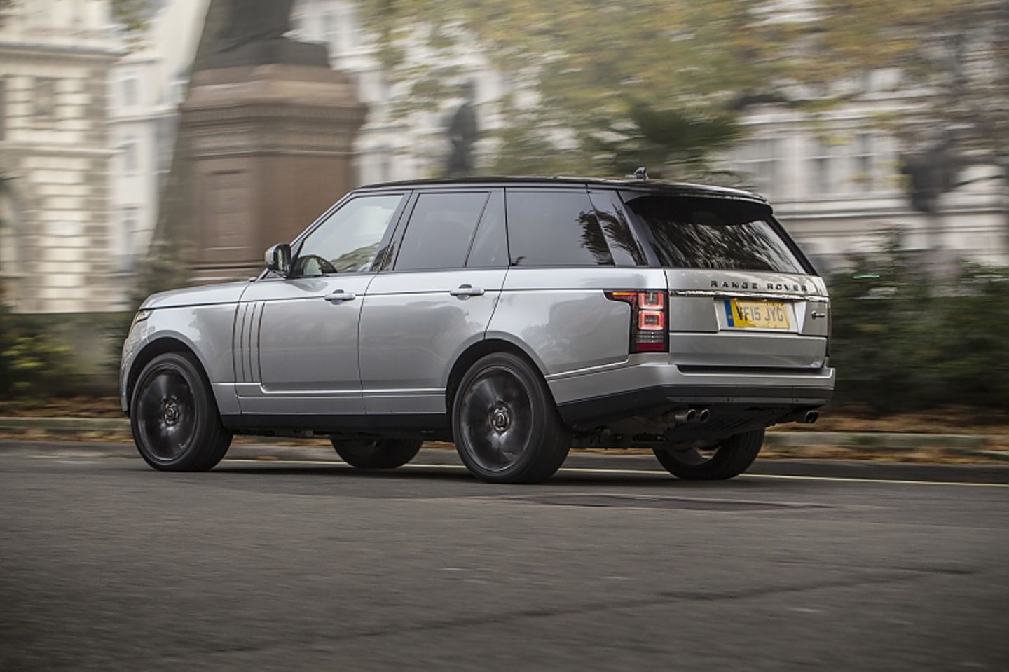 Range Rover SV Autobiography