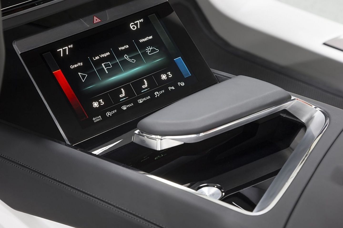 Audi A8 Sitzkiste