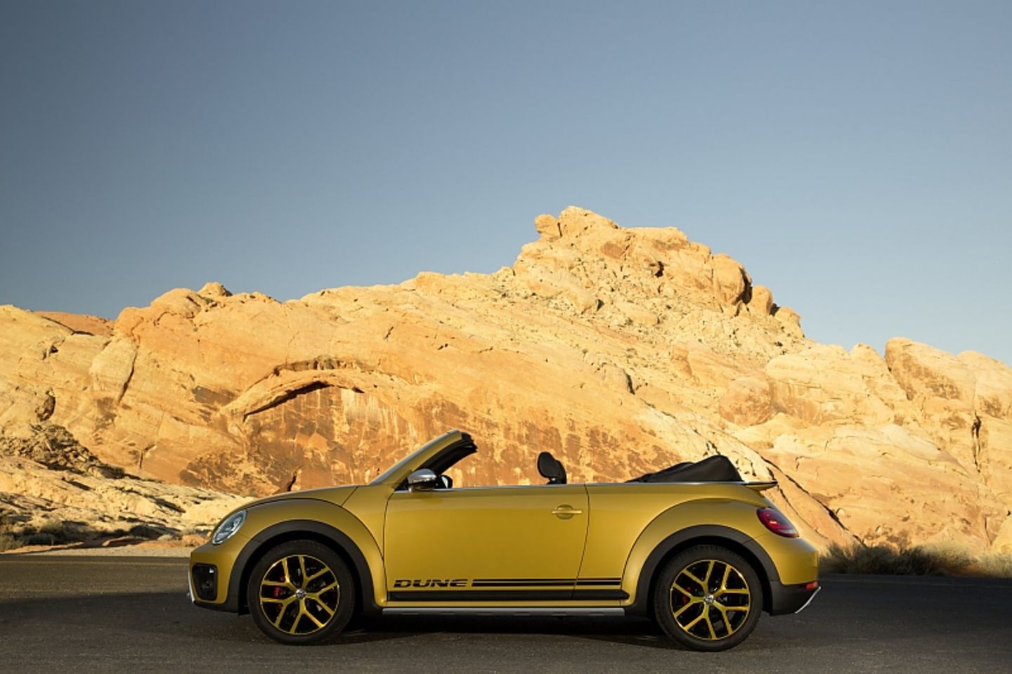 VW Beetle Dune 1.8 Turbo - das Cabrio hat einen Verkaufsanteil von 2/3