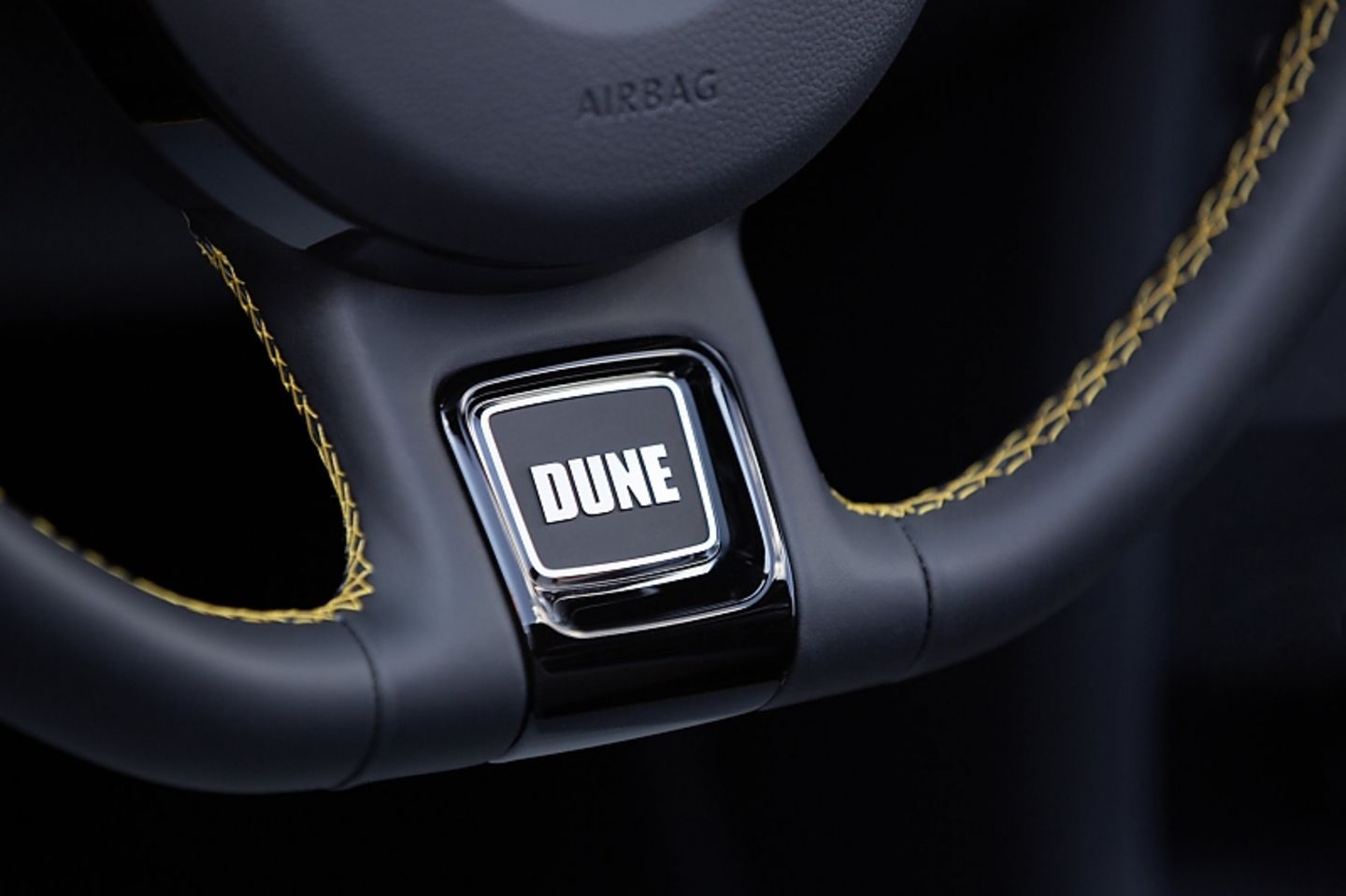 VW Beetle Dune 1.8 Turbo - die Dune-Plakette wirkt billig