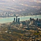 Der Detroit River trennt die USA (unten) von Kanada.