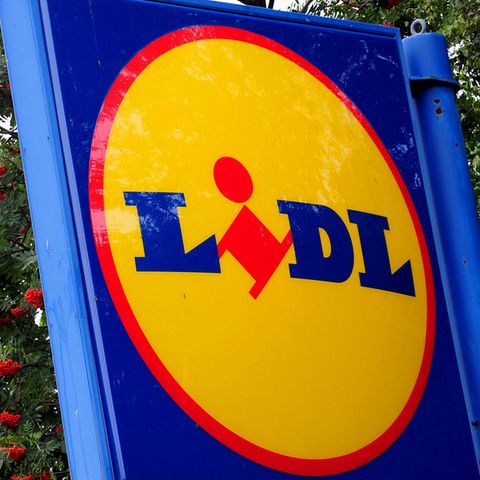 Lidl ist europaweit die Nummer eins bei den Discountern. Aldi will nicht kampflos aufgeben - und holt zum Gegenschlag aus.