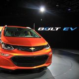 Chevrolet Bolt EV mit 150 kW, 320 Kilometern Reichweite und weniger als 30.000 Dollar