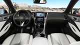 Das Cockpit des Infiniti Q60.
