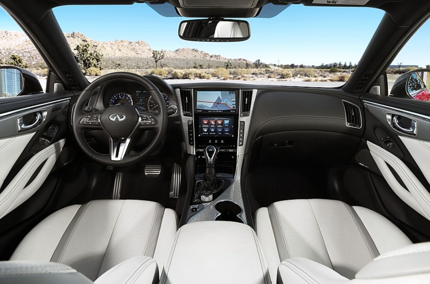 Das Cockpit des Infiniti Q60.