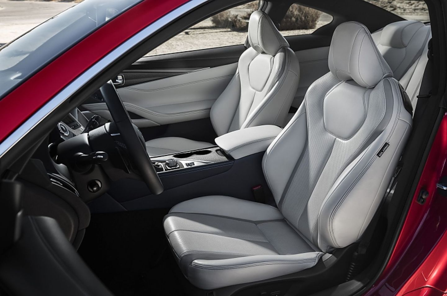 Mit neuer Lenkung und Drive Mode Selector geht es flott und sicher vorwärts.