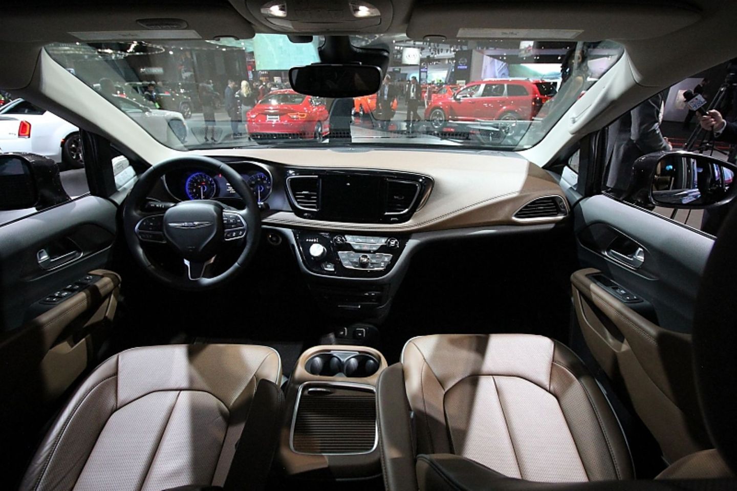 Das Cockpit ist modern
