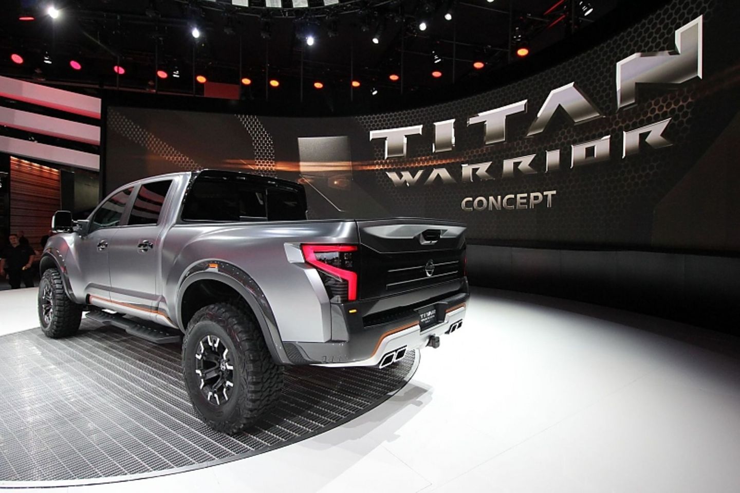 Das Nissan Titan Warrior Concept hat einen Diesel als Motor