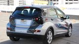 Chevrolet Bolt EV Fahrt - hier noch als Prototyp leicht getarnt