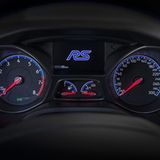 Die Tachonadel rast recht flott der 266-Marke entgegen.