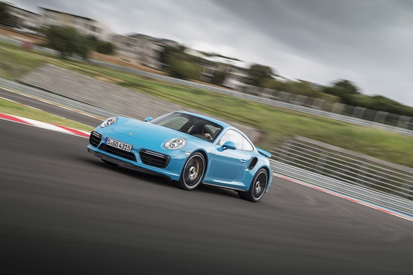 Porsche 911 Turbo S Jahrgang 2016