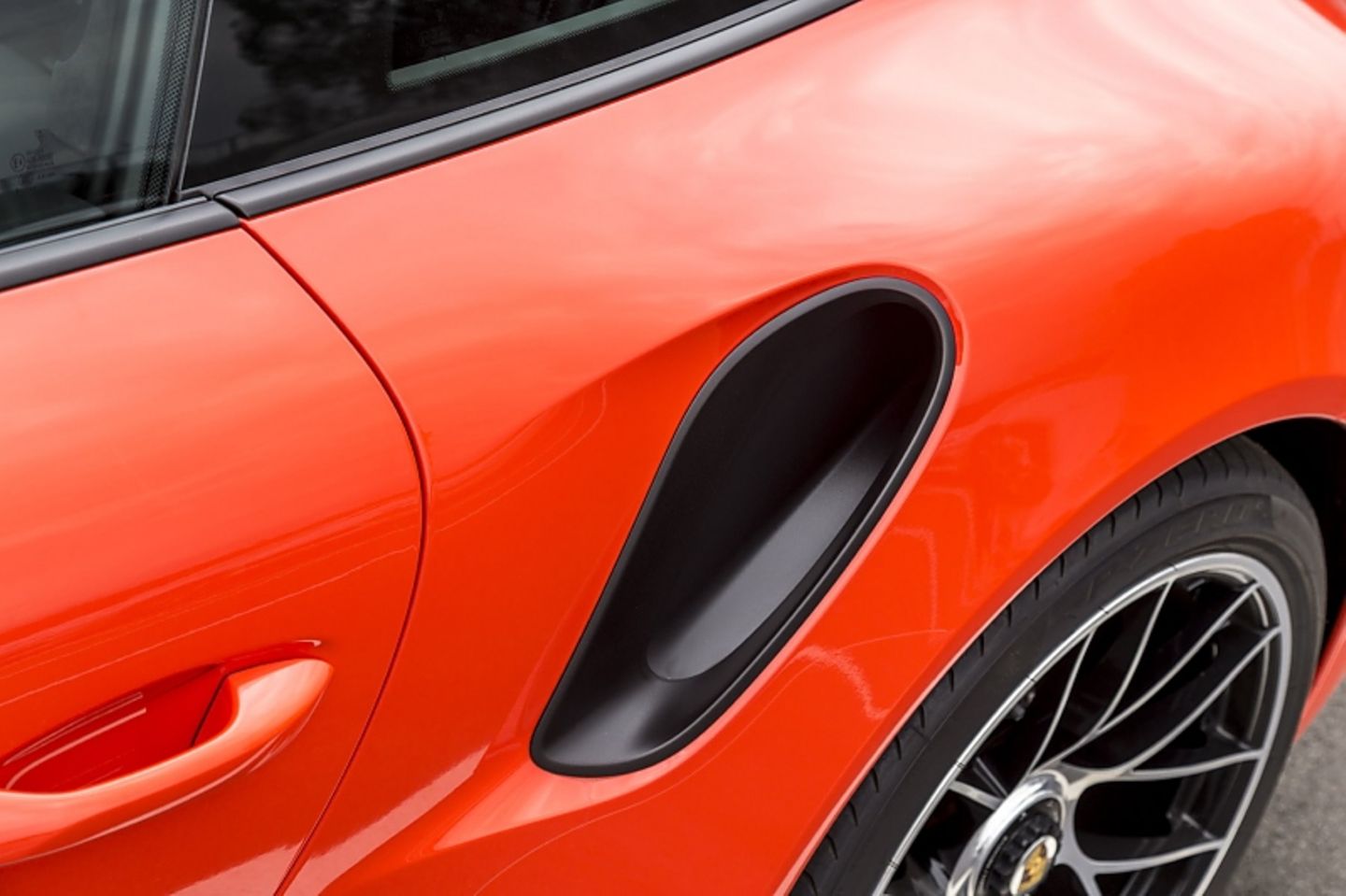 Porsche 911 Turbo S Jahrgang 2016