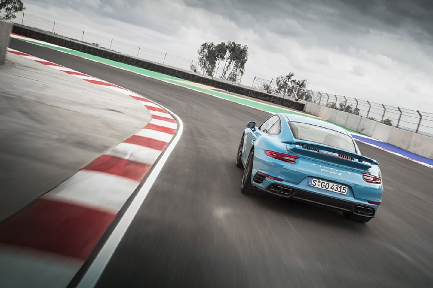 Porsche 911 Turbo S Jahrgang 2016