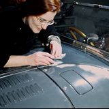 Gundula Tutt bei der Arbeit